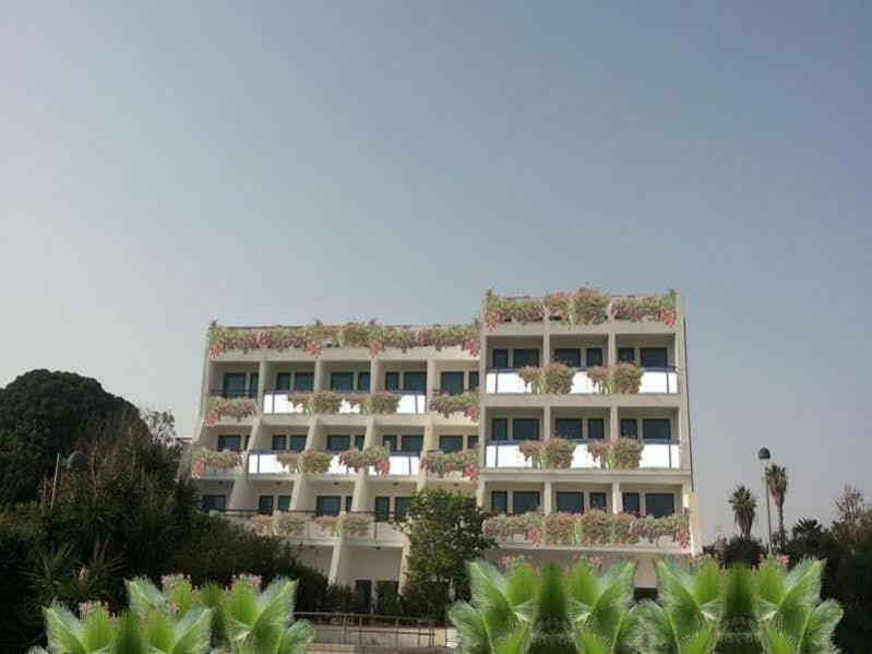 فندق Acacia Marina مارينا دي راغوزا المظهر الخارجي الصورة