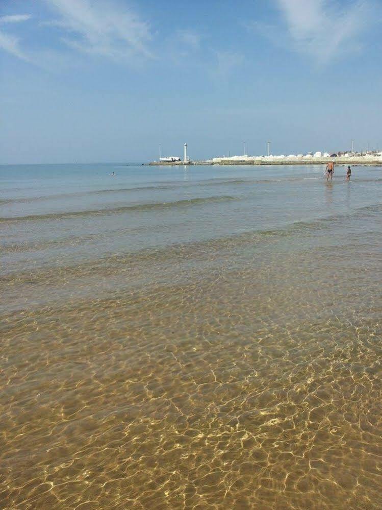 فندق Acacia Marina مارينا دي راغوزا المظهر الخارجي الصورة