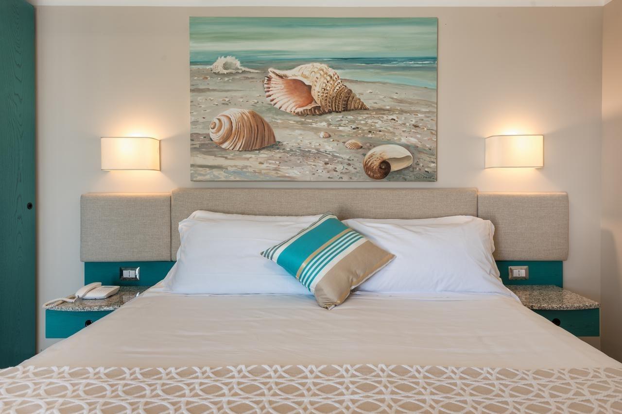 فندق Acacia Marina مارينا دي راغوزا المظهر الخارجي الصورة