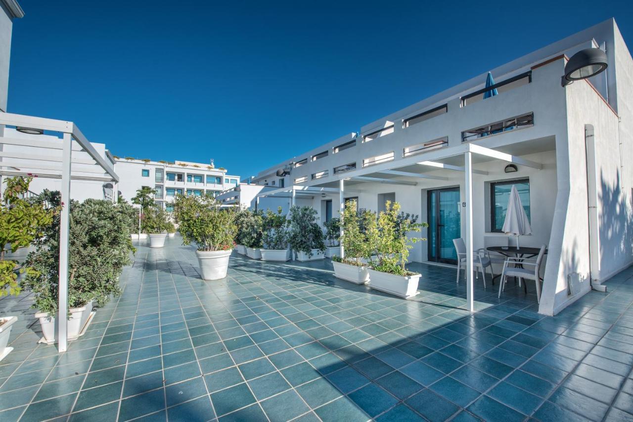 فندق Acacia Marina مارينا دي راغوزا المظهر الخارجي الصورة